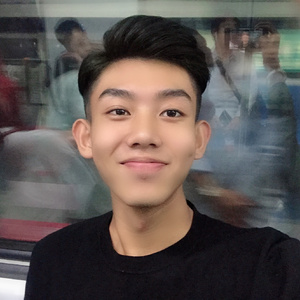 游泳教练伸进含奶摸爽69
