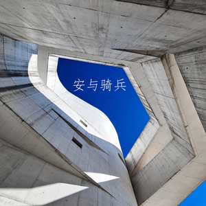 游泳教练伸进含奶摸爽69
